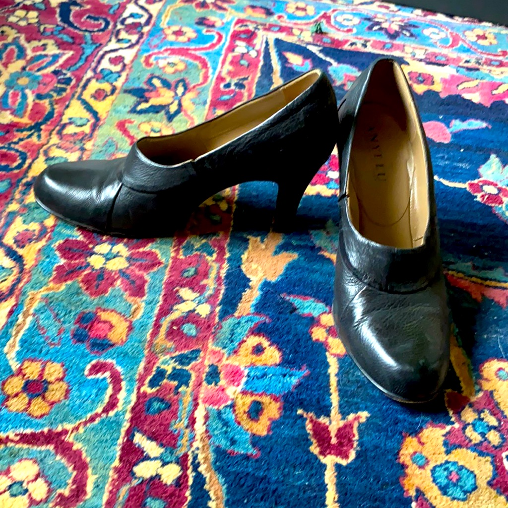 Gorgeous Anyi Lu Black Leather Shoes